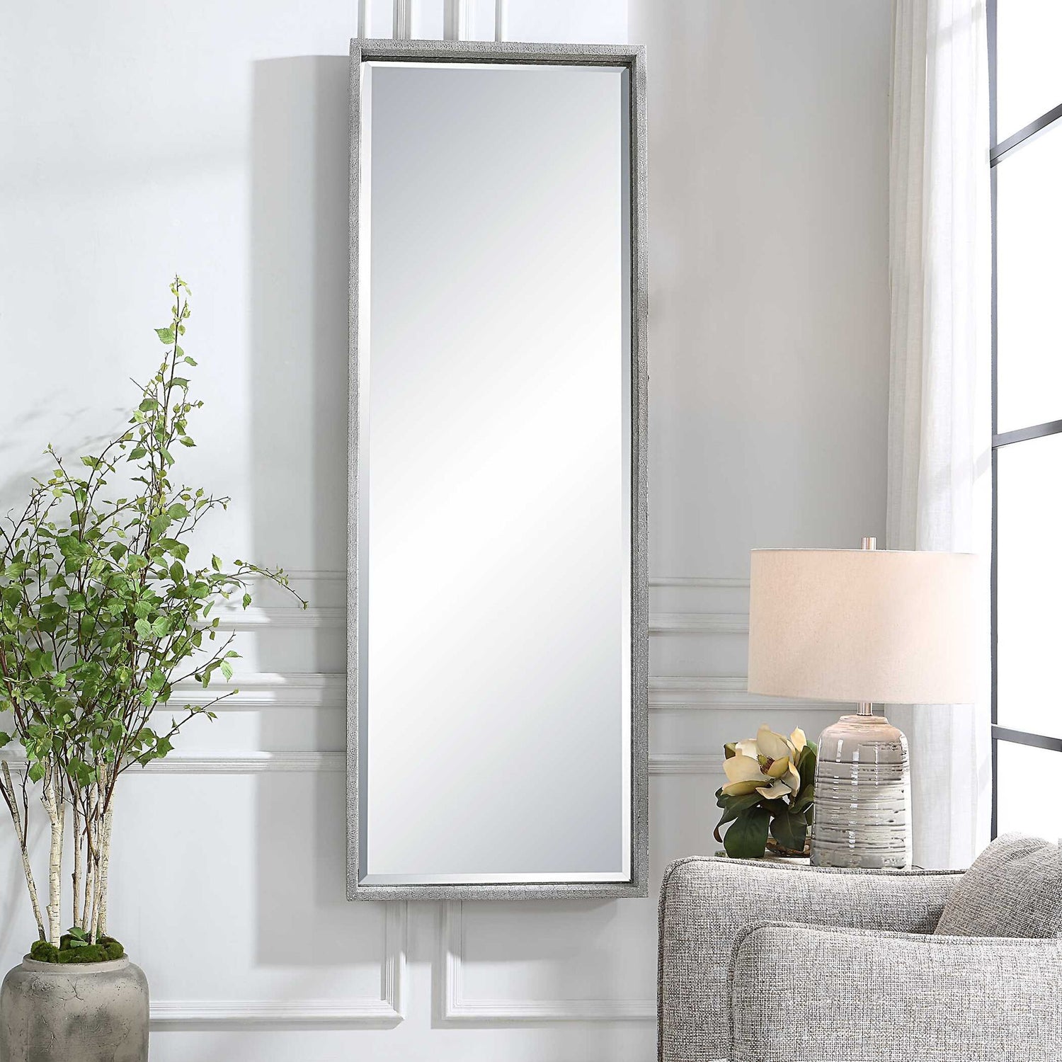 Omega - Oversized Mirror - Silver