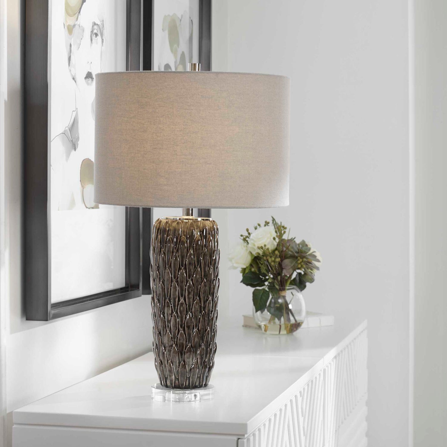 Nettle - Textured Table Lamp - Dark Gray