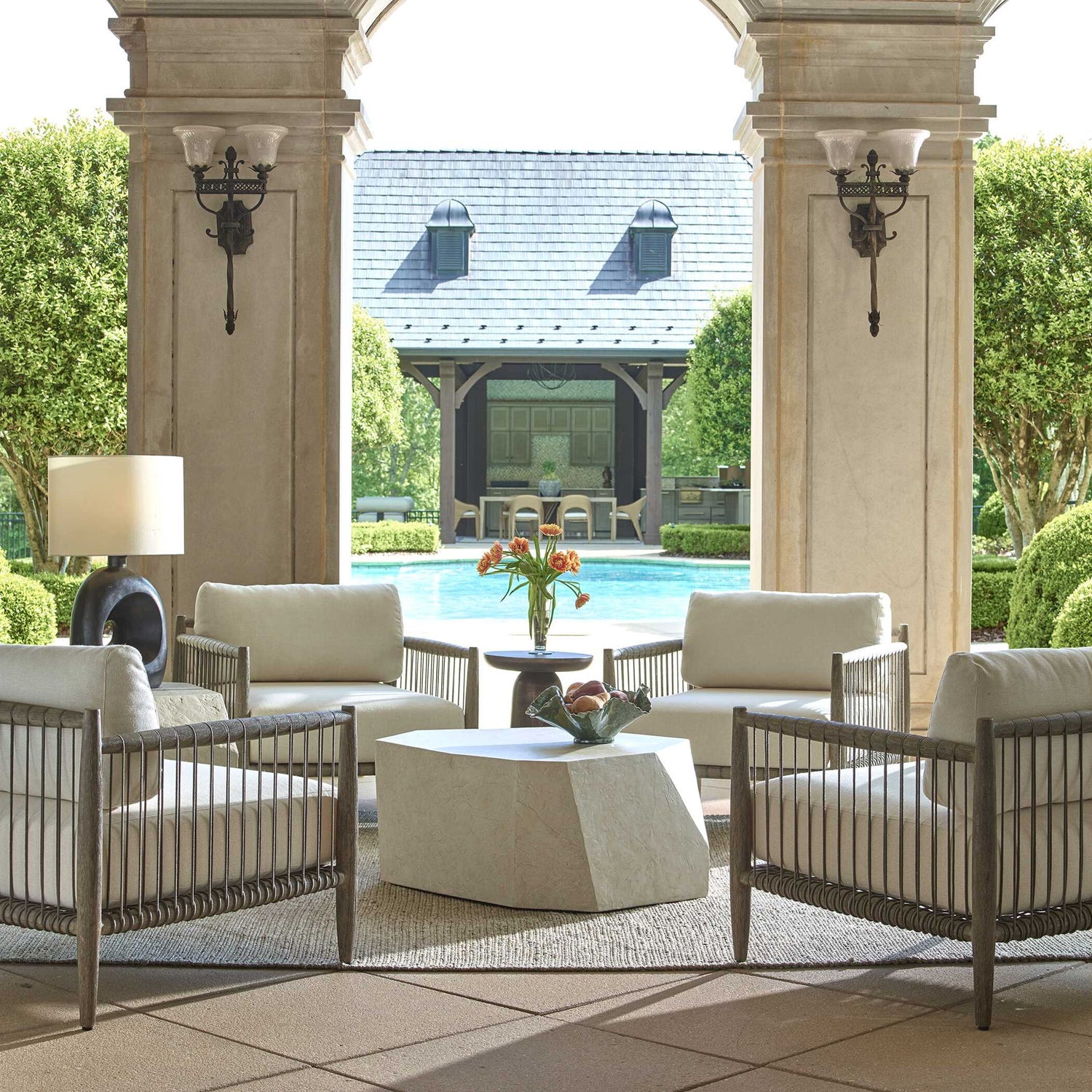 Borneo - Outdoor Lounge Chair - White / Dark Gray
