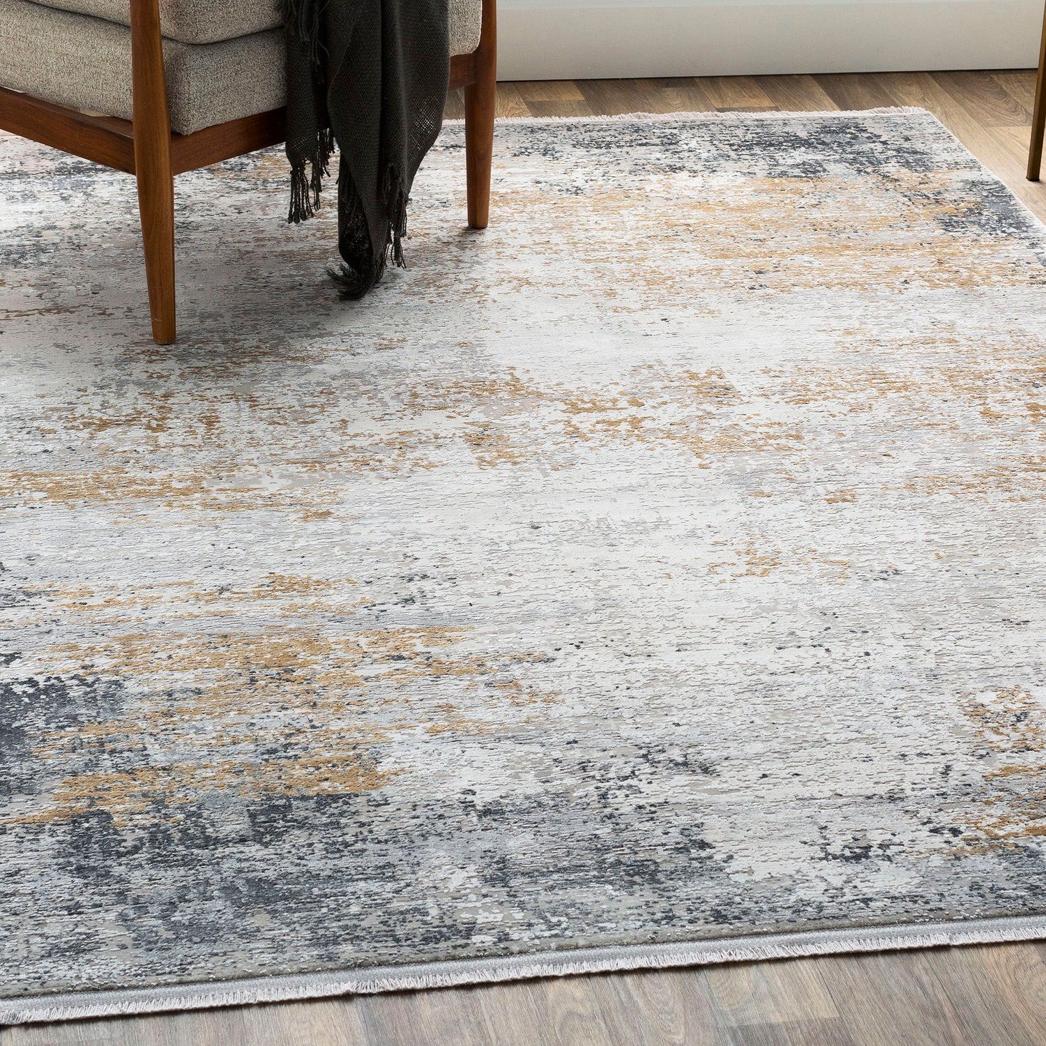 Ulen - Abstract 7.5 X 11 Rug - Pearl Silver