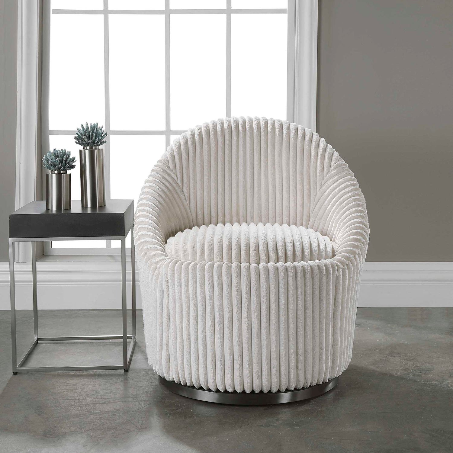 Crue - Swivel Chair - White