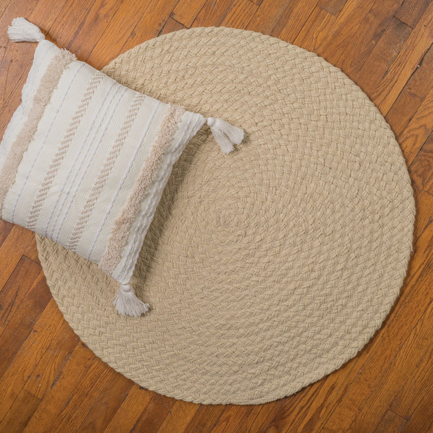 Naturelle - Round Braided Rug