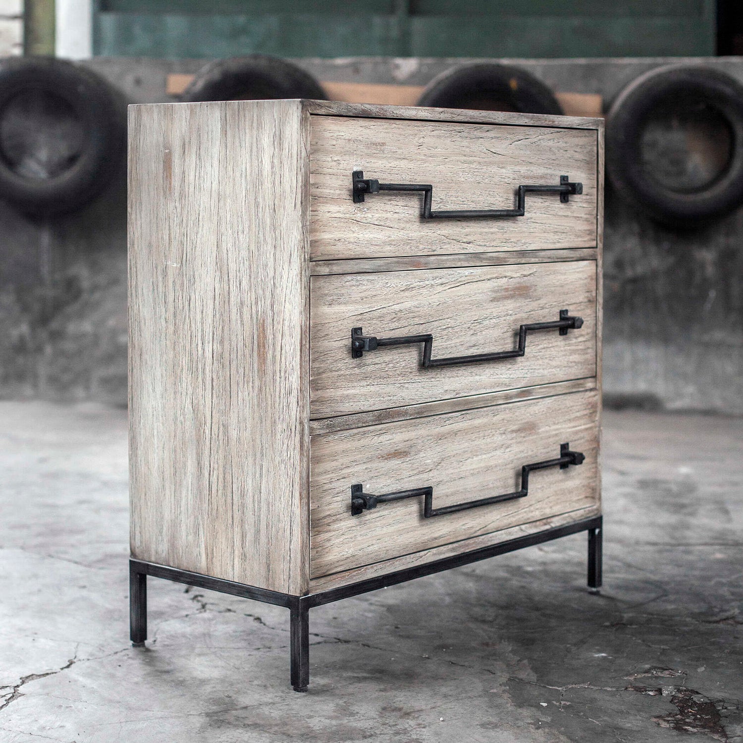 Jory - Accent Chest - Aged Ivory