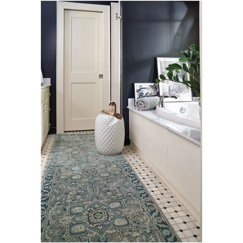Izmir-Serapi - 2' 6" x 8' 6" Hand Tufted Rug