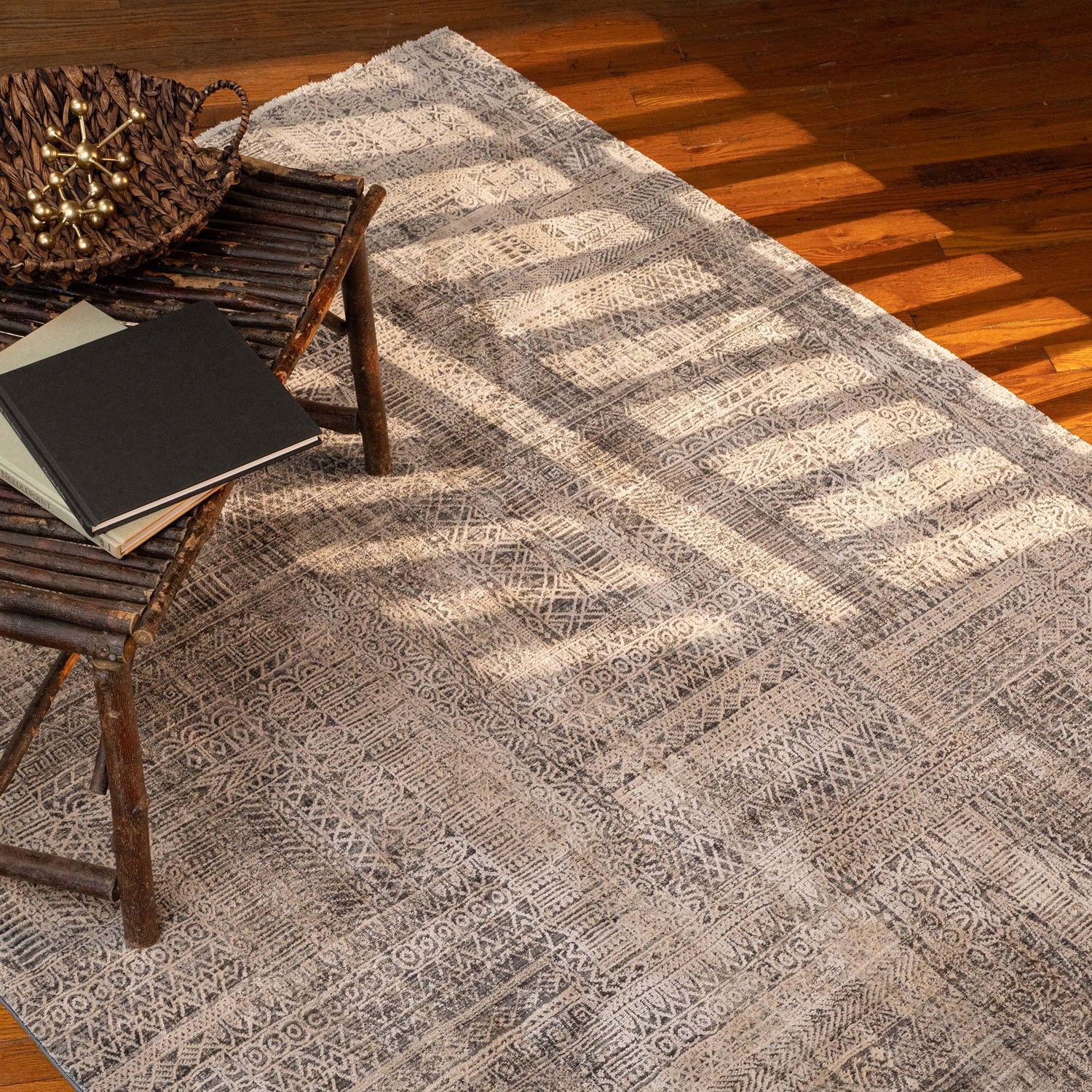 Zenith-Lineal - Machine Made Rug